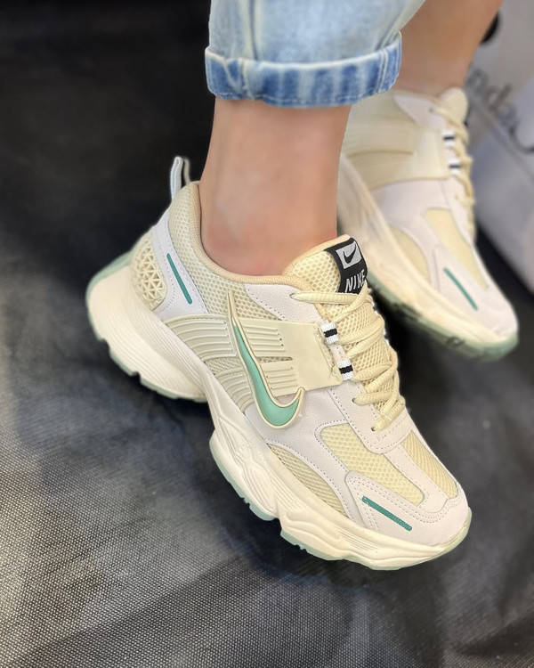 کفش زنانه v2k زیره پی یو NIKE WOMEN