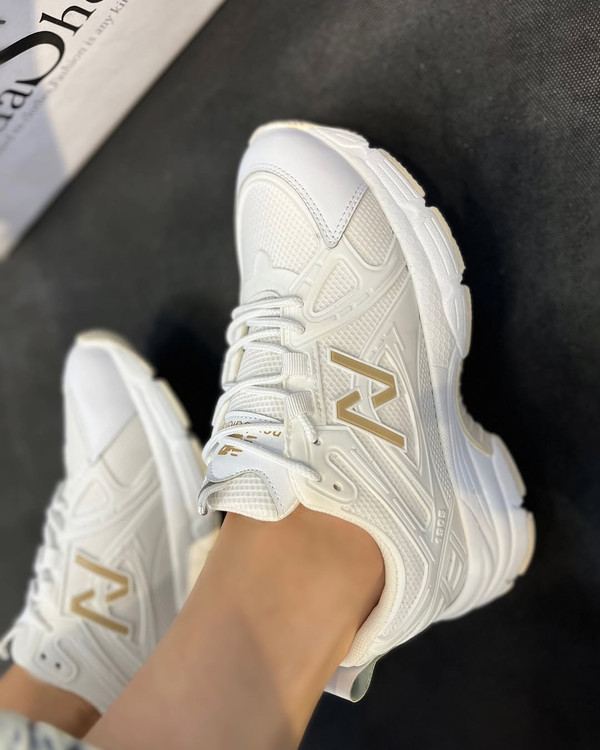 کفش زنانه نیوبالانس زیره پی یو NEWBALANCE WOMEN