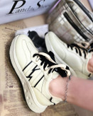 کفش زنانه نیوبالانس دوبند زیره پی یو new balance women