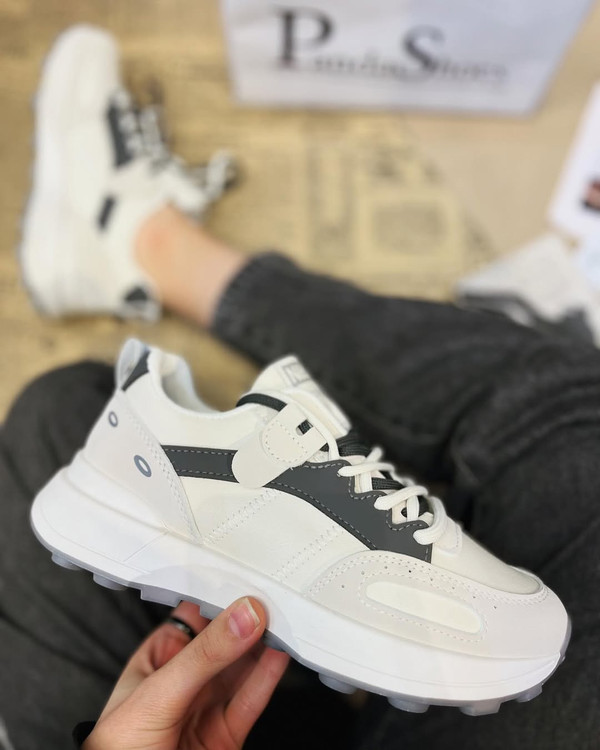 کفش زنانه وارداتی 1 با کفی طبی winstar women