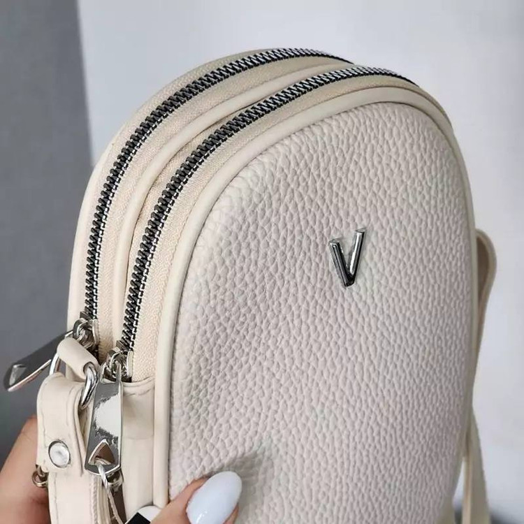 کیف زنانه پاسپورتی ویکتوریا مدل عمودی BAG WOMEN