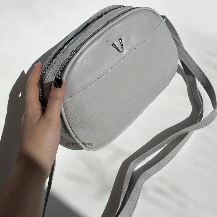 کیف طرح V بیضی جنس چرم یراق خارجی WOMENS BAG