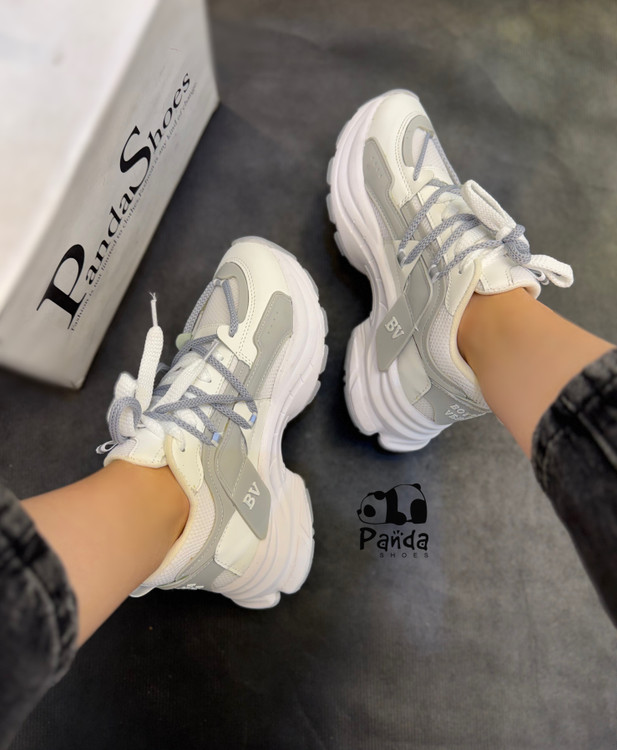 کفش اسپرت زنانه LV مناسب پیادهروی و باشگاه