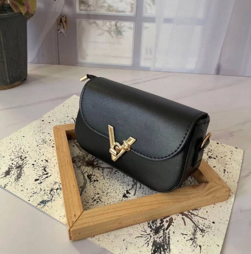 کیف دوشی زنانه مدل مجلسی با قفل طلایی | شیک و مینیمال