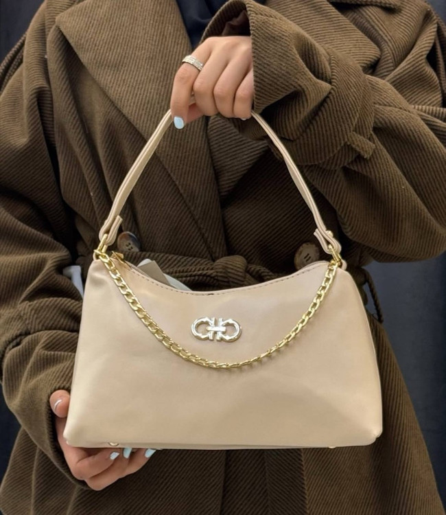 کیف دستی زنانه مدل نیمهلالی با زنجیر طلایی | مشکی، نسکافهای، کرم