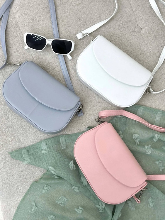 کیف دوشی زنانه مدل نیمدایره مینیمال | مشکی، کرم، نسکافهای، موکا