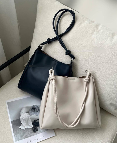 کیف دوشی زنانه مدل بند گرهای به همراه کیف داخلی ست