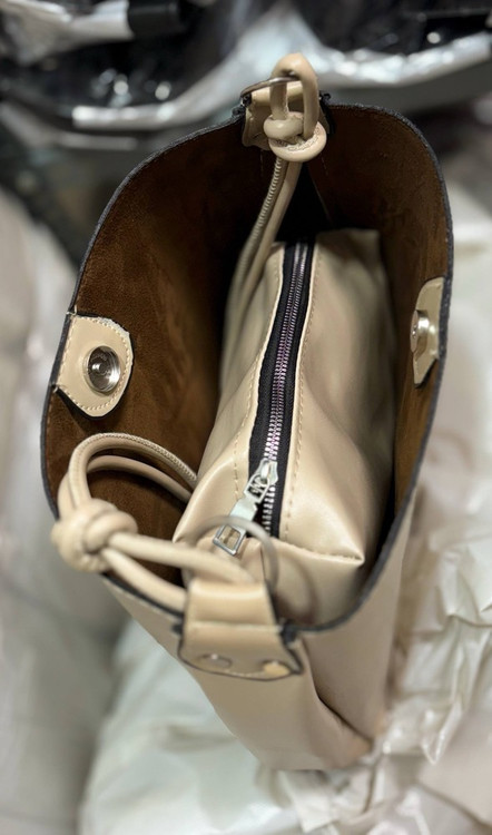 کیف دوشی زنانه مدل بند گرهای به همراه کیف داخلی ست