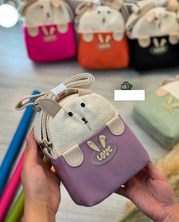 کیف دوشی دخترانه عروسکی خرگوشی | فانتزی و سبک | رنگبندی قرمز، سبز، طوسی و صورتی 🎀 English Title: Cute Bunny Girls