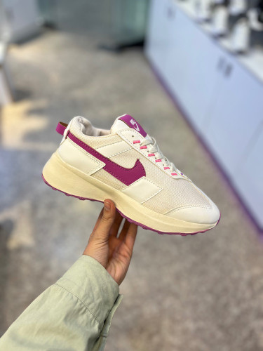 کفش کتانی زنانه کرم صورتی مدل اسپرت سبک و راحت