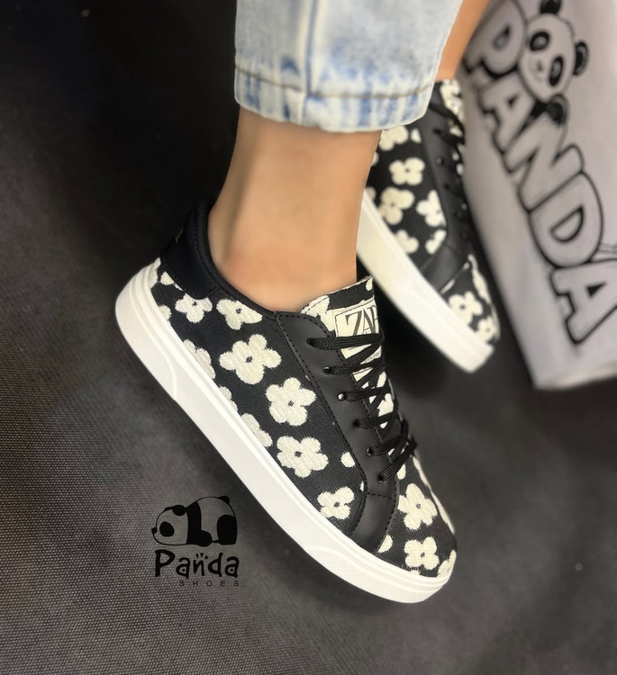 کتانی زنانه زارا گلدار زیره PU | سایز 37 تا 40