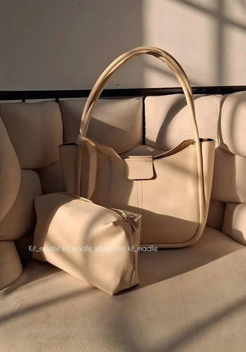 کیف زنانه مدل پاپیون همراه با کیف لوازم آرایش womens bag