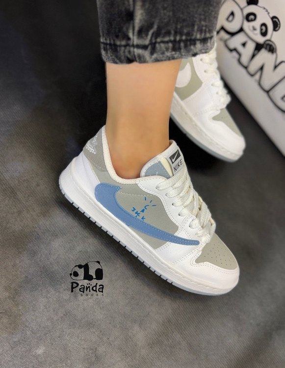 کفش زنانه طرح ترویس طرح اصلی همراه با کفی طبی women NIKE