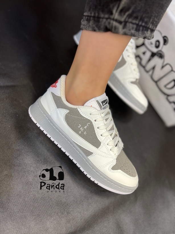 کفش زنانه طرح ترویس طرح اصلی همراه با کفی طبی women NIKE