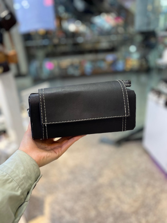 کیف زنانه مینیمال حراجی | دارای بند دوشی و دستی در رنگ طوسی و مشکی