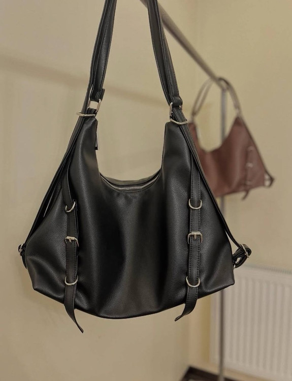 کیف دوشی چرم مدل مینیمال؛ کیفیت ممتاز با یراق خارجی و رنگبندی فوقالعاده