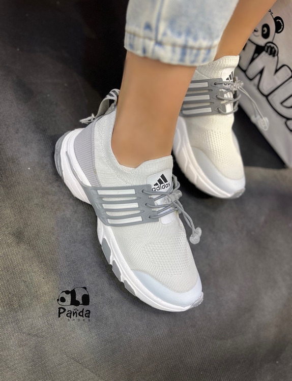 کتونی زنانه ادیداس بافتی؛ سبک، راحت و مناسب استفاده روزانه