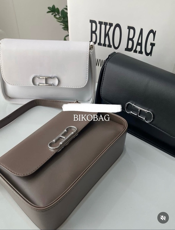 کیف دستی زنانه چرم درجهیک با یراق خارجی