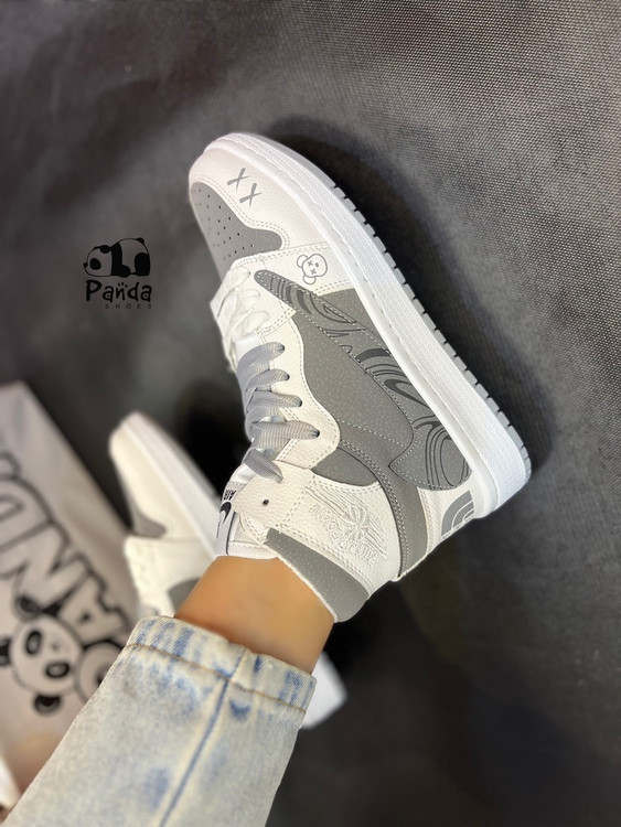 کفش ساقدار زنانه ترویس اسکات | کیفیت مستر با کفی طبی و زیره عطری MBR