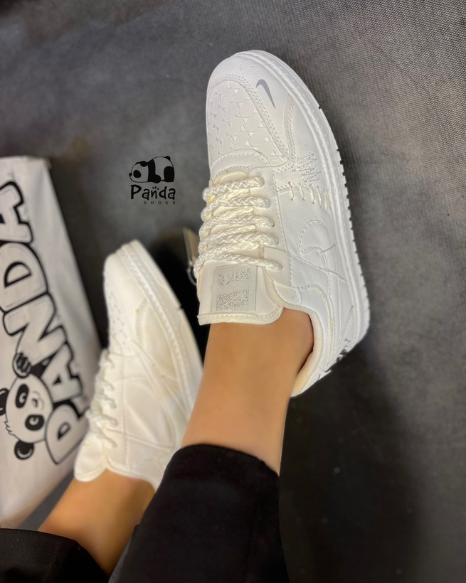 کتانی نایک وودو (Nike Voodoo)؛ ترندترین کفش اسپرت سفید