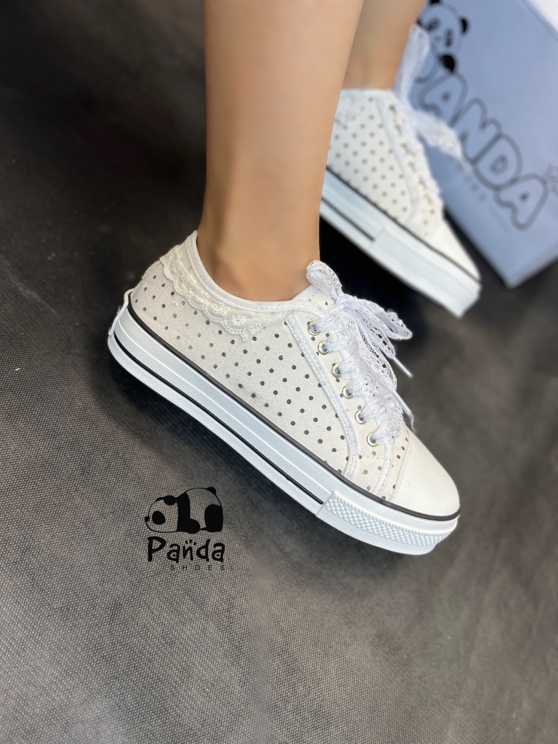 👟 کفش دخترانه طرح الاستار گیپوری | شیک، سبک و اقتصادی 🤍🖤